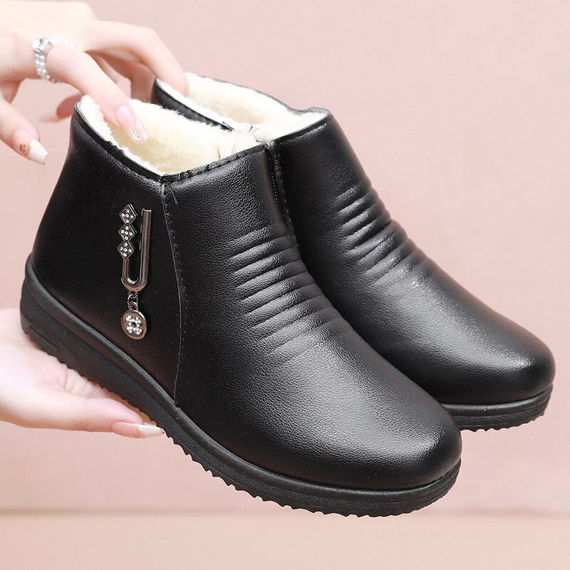 Bota Feminina Afonsis Macia e Confortável
